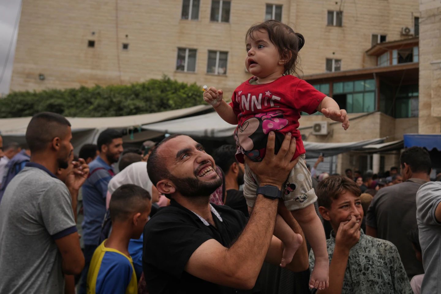 Israel và Hamas ký thỏa thuận ngừng bắn - Ảnh 1. Israel và Hamas ký thỏa thuận ngừng bắn - Ảnh 1.