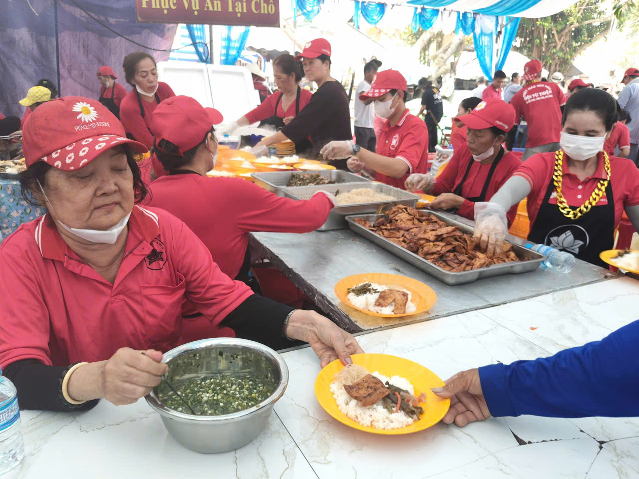 Tây Ninh: Hơn 50.000kg gạo phục vụ lễ giỗ Anh hùng dân tộc Nguyễn Trung Trực - Ảnh 8.