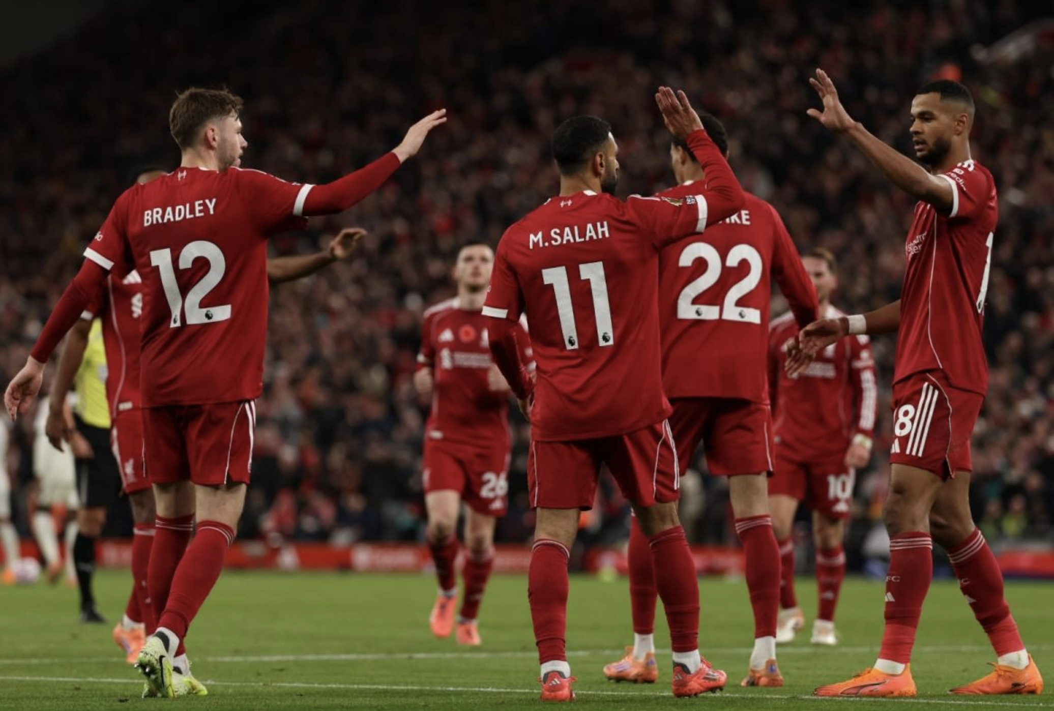 Salah chạm tay đến kỷ lục, Liverpool tìm lại niềm vui chiến thắng - Ảnh 5.