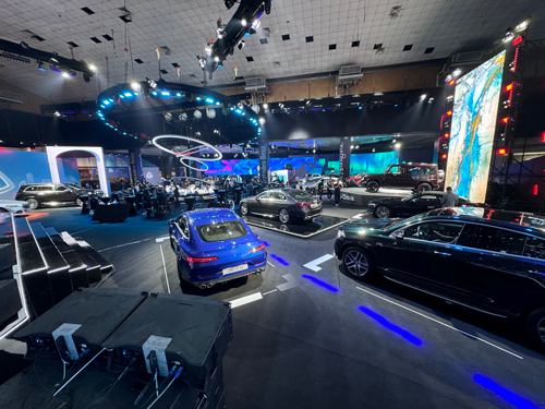 Hãng ô tô đua nhau "ra riêng" - Ảnh 1. Hãng ô tô đua nhau "ra riêng" - Ảnh 1.