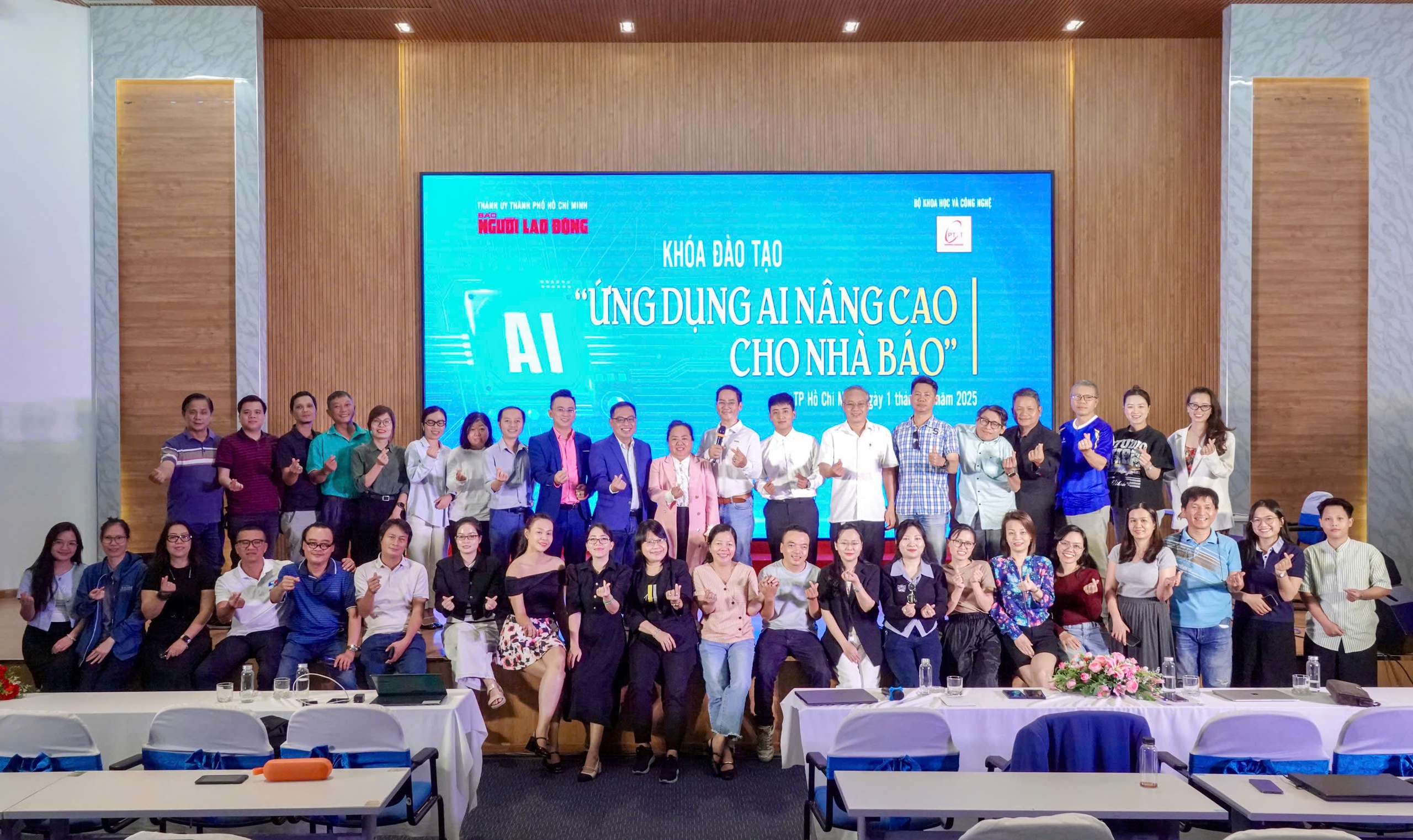 Báo Người Lao Động tiếp tục tổ chức lớp nâng cao AI cho phóng viên, biên tập viên - Ảnh 7.