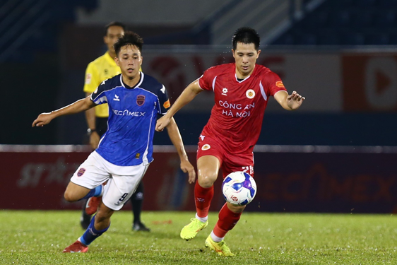 Kỳ vọng trung vệ "thép" trở lại ấn tượng - Ảnh 1. Kỳ vọng trung vệ "thép" trở lại ấn tượng - Ảnh 1.