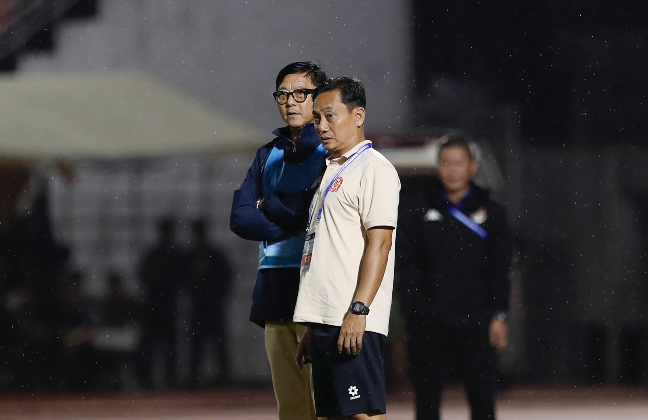 Hàng thủ lơi lỏng, CLB Công an TP HCM thua trận đầu trên sân nhà - Ảnh 4.