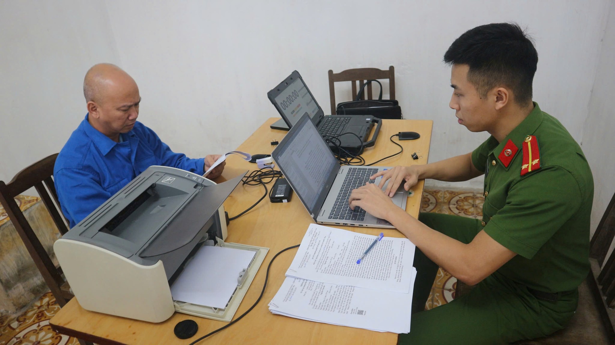 Khởi tố nhóm đối tượng phát hành tiền ảo , chiếm đoạt tài sản của 400 nhà đầu tư - Ảnh 3. Khởi tố nhóm đối tượng phát hành tiền ảo , chiếm đoạt tài sản của 400 nhà đầu tư - Ảnh 3.