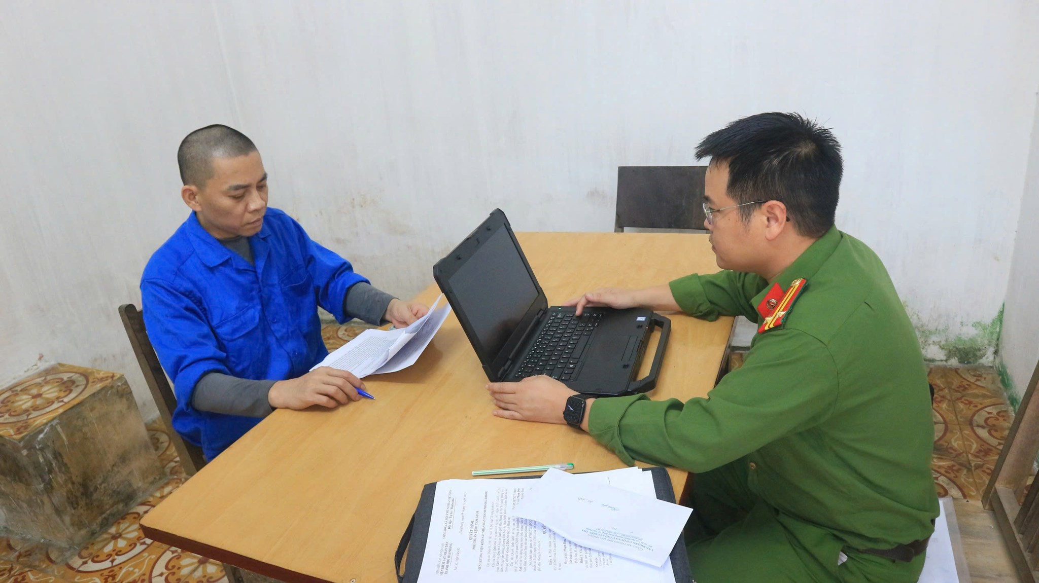 Khởi tố nhóm đối tượng phát hành tiền ảo , chiếm đoạt tài sản của 400 nhà đầu tư - Ảnh 2. Khởi tố nhóm đối tượng phát hành tiền ảo , chiếm đoạt tài sản của 400 nhà đầu tư - Ảnh 2.