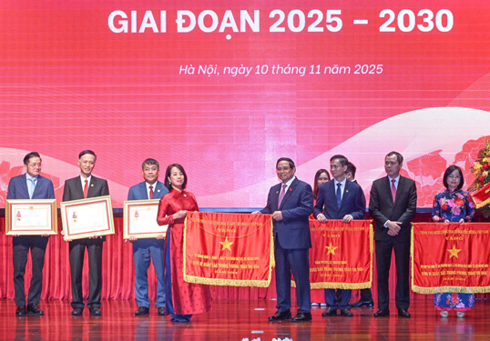 Ngoại giao phát huy vai trò tiên phong - Ảnh 1.