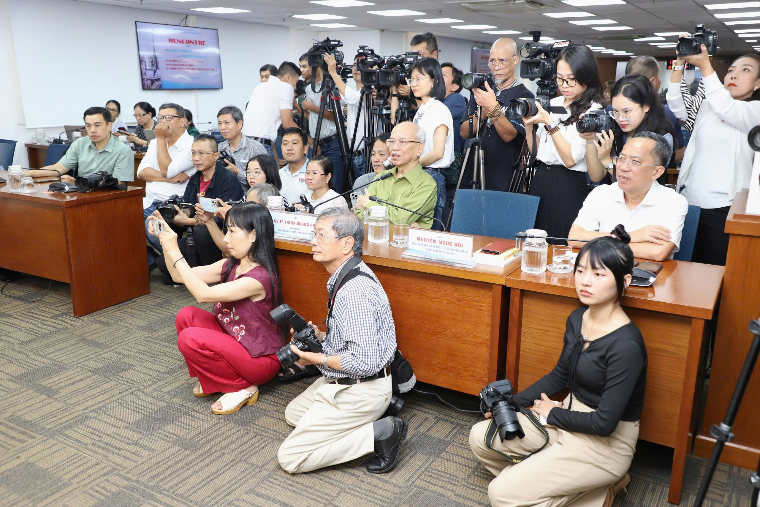 Tạm dừng Đề án thành lập Báo và Phát thanh , Truyền hình TP HCM - Ảnh 1.