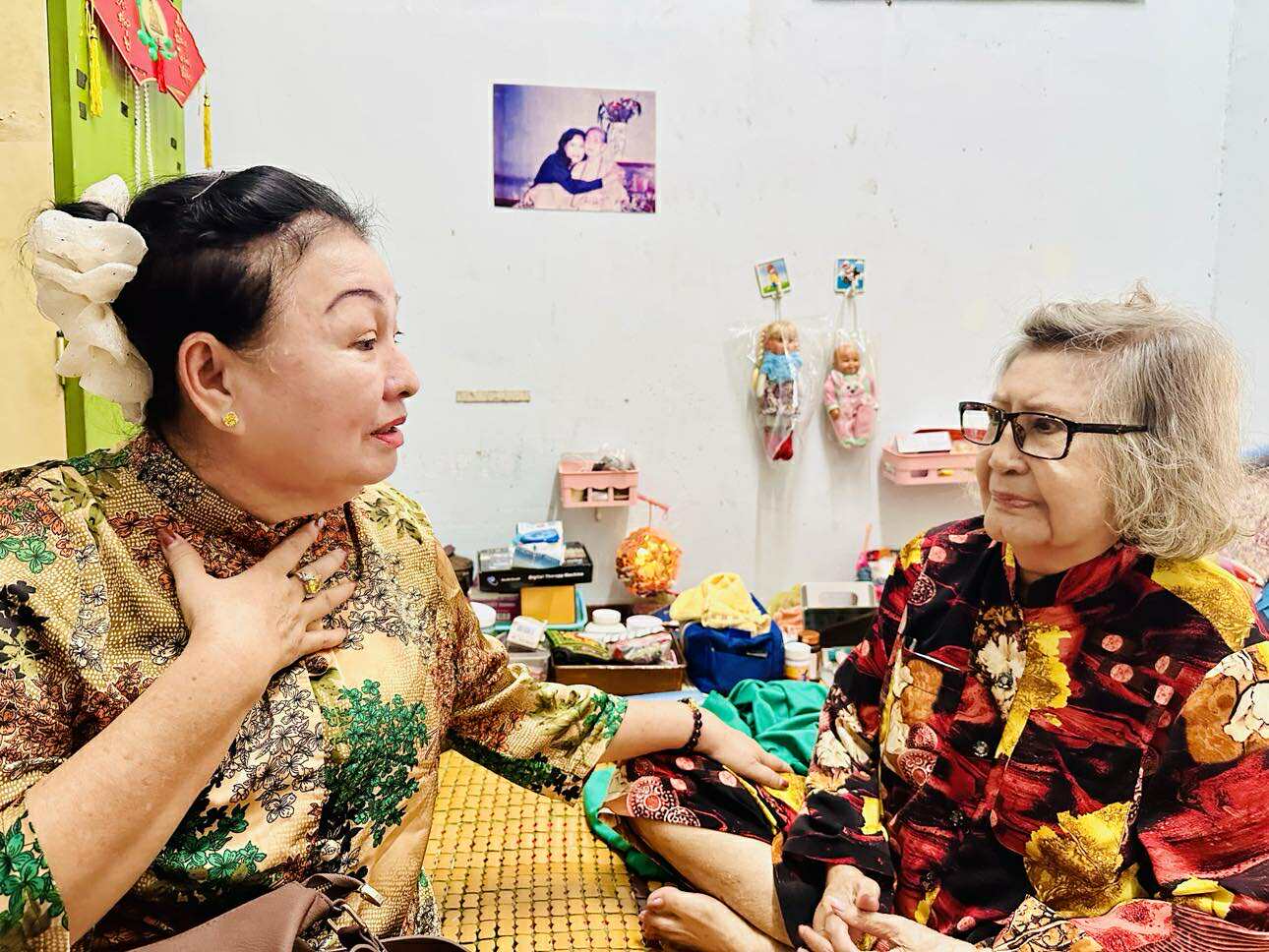 Xúc động nghẹn ngào khi Kiều Mỹ Dung gặp lại Diệu Hiền - Ảnh 4.