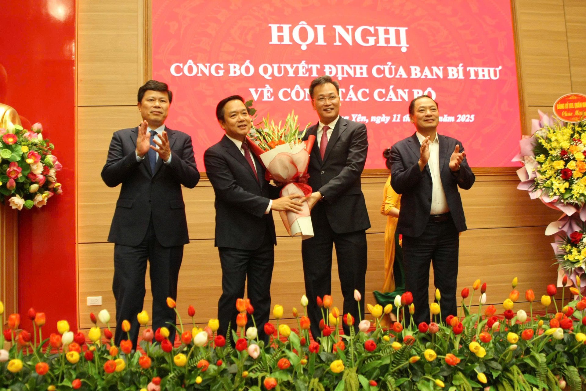 Chủ tịch tỉnh Ninh Bình Phạm Quang Ngọc làm Phó Bí thư Tỉnh ủy Hưng Yên - Ảnh 1.