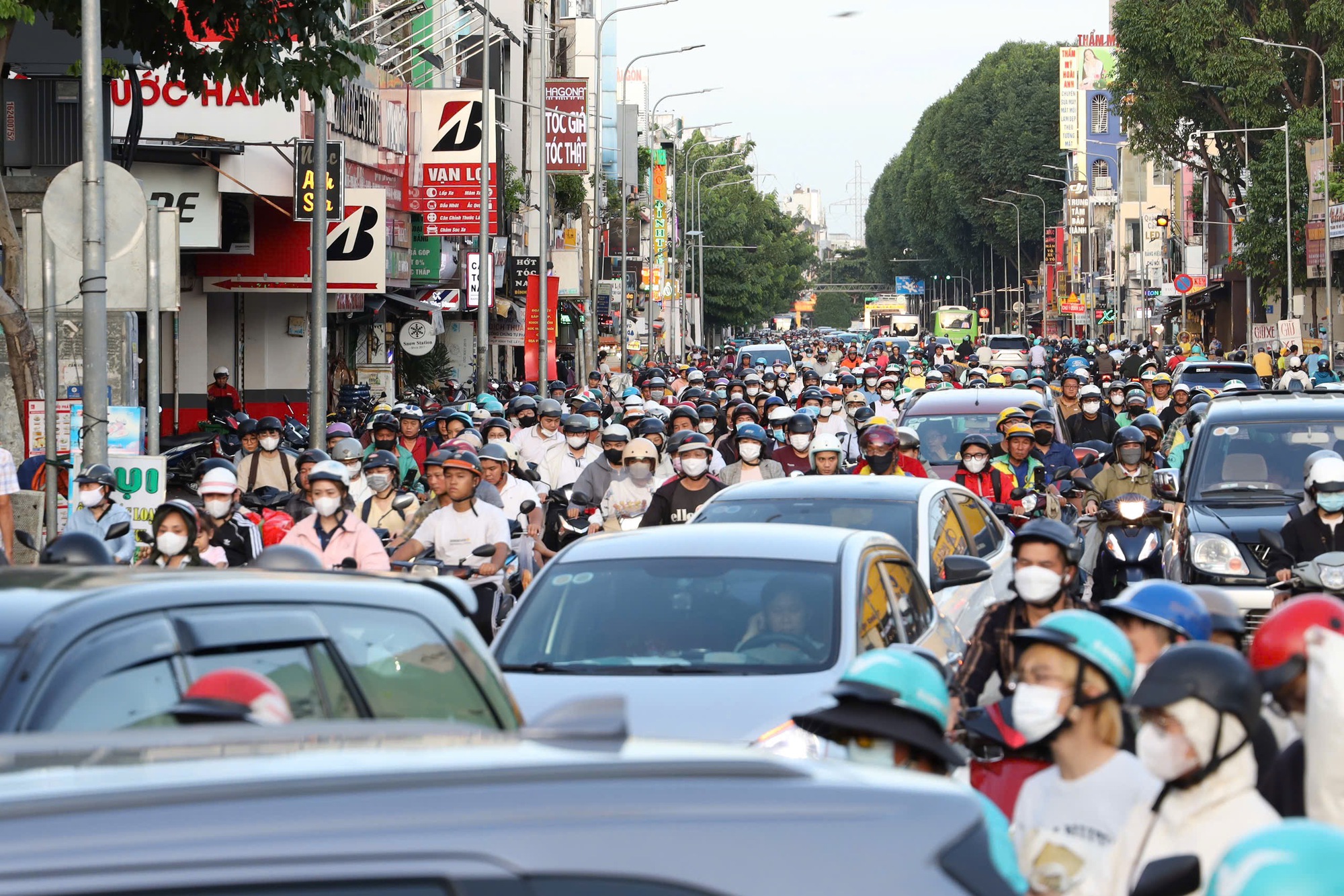 Loạt dự án kết nối liên vùng của TP HCM sẽ trình phê duyệt quý IV - Ảnh 1.