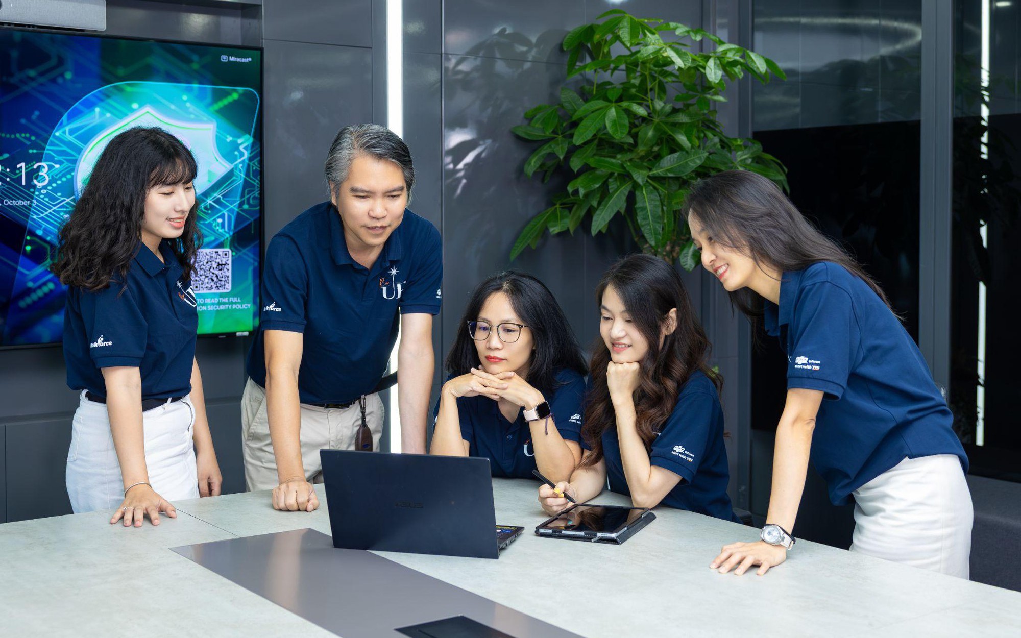 Phản bác thông tin sai trái về công tác nhân sự - Ảnh 2.