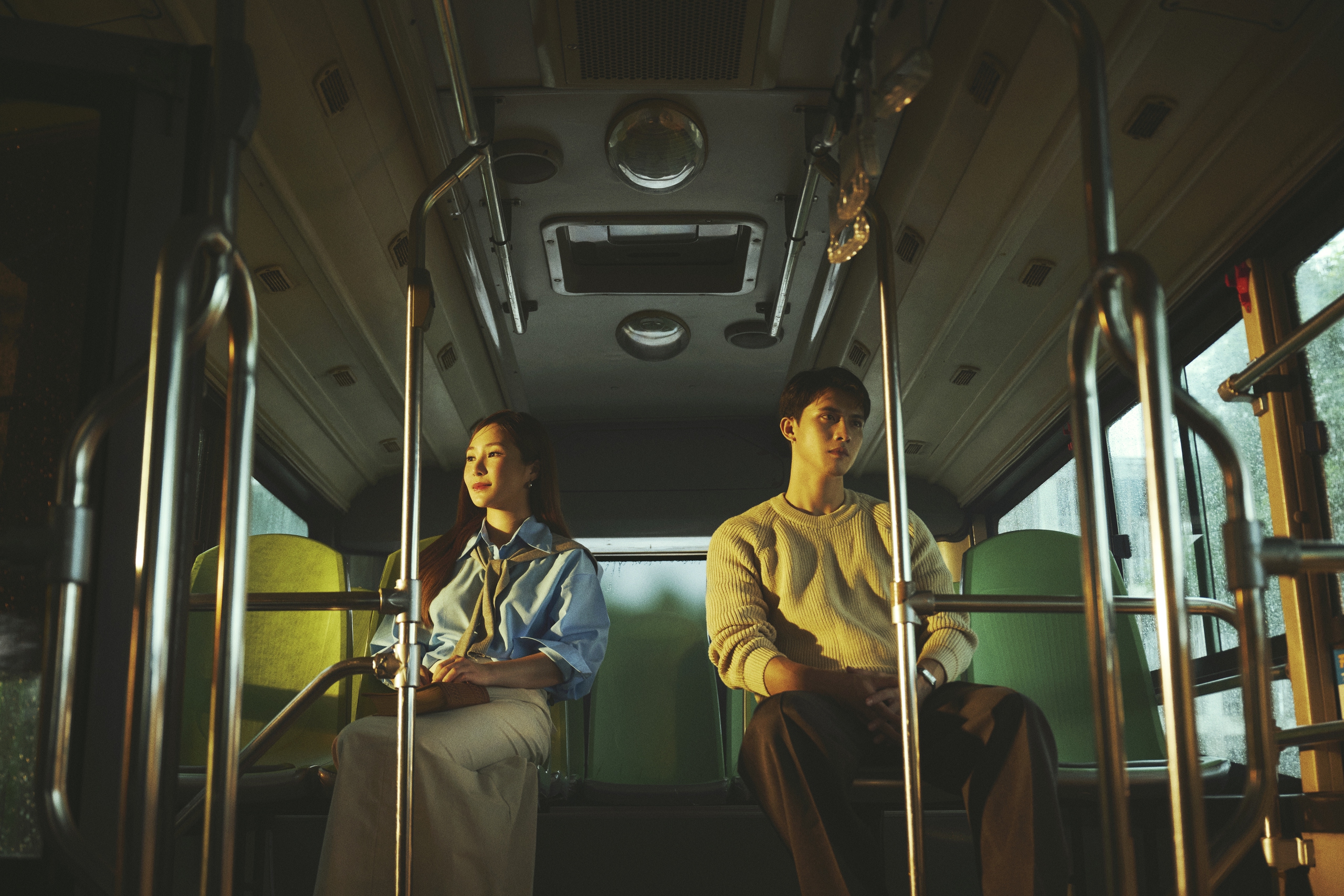 Hương Tràm trở lại bằng sở trường - Ảnh 3.