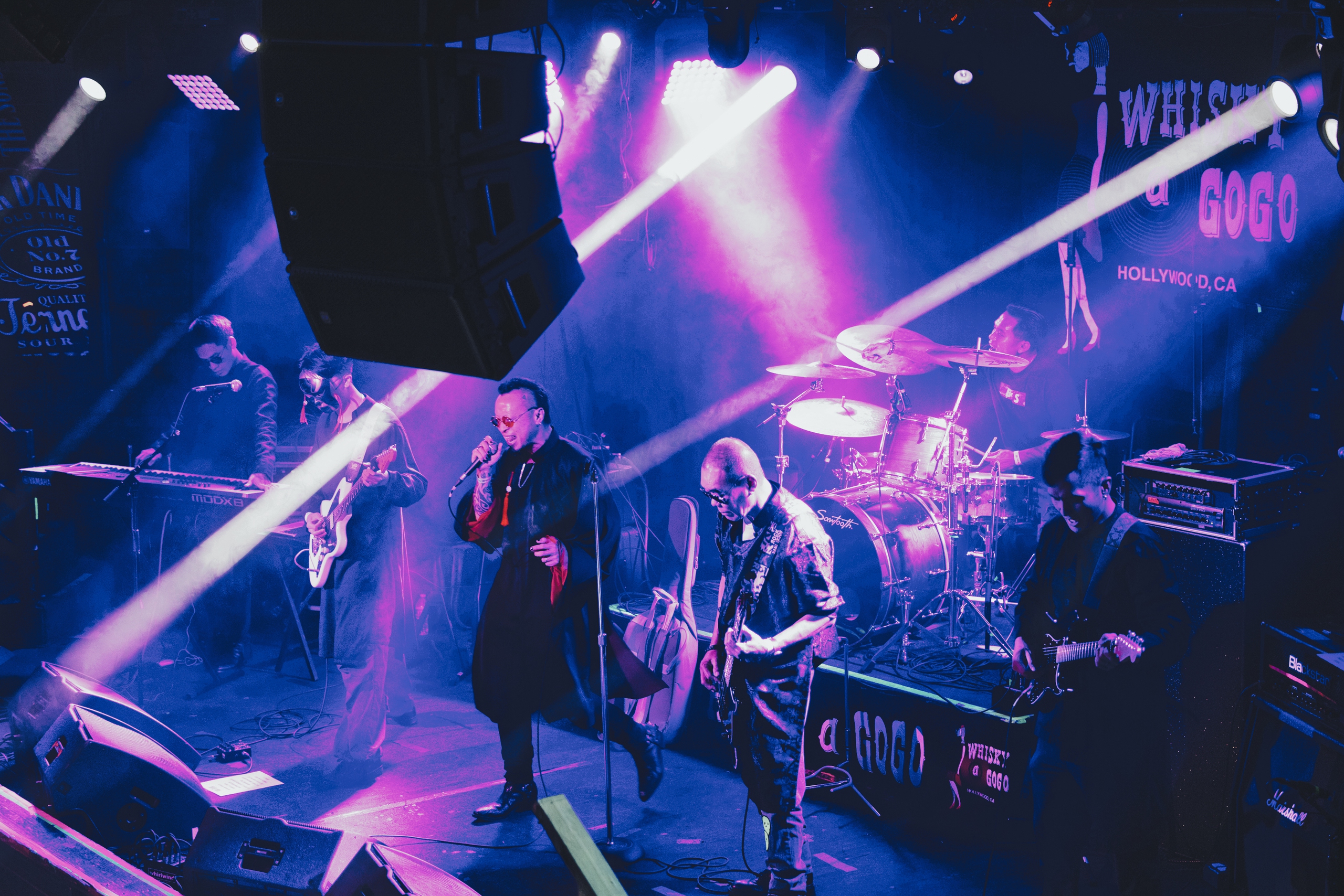 Ban nhạc rock Việt là khách mời tour thế giới của ban nhạc huyền thoại Trapt - Ảnh 1.