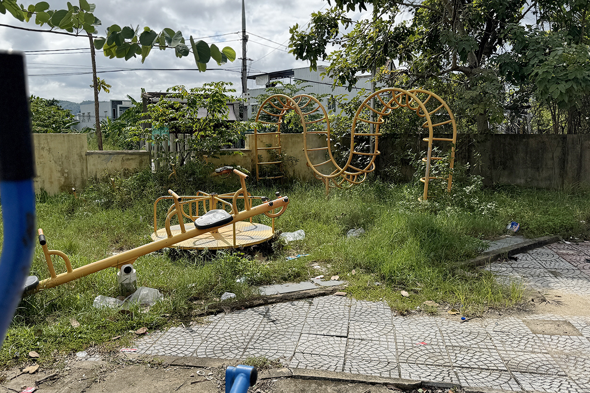 Trung tâm Văn hóa - Thể thao Hòa Liên Đà Nẵng: Tiền tỉ bỏ hoang gần 10 năm - Ảnh 13.