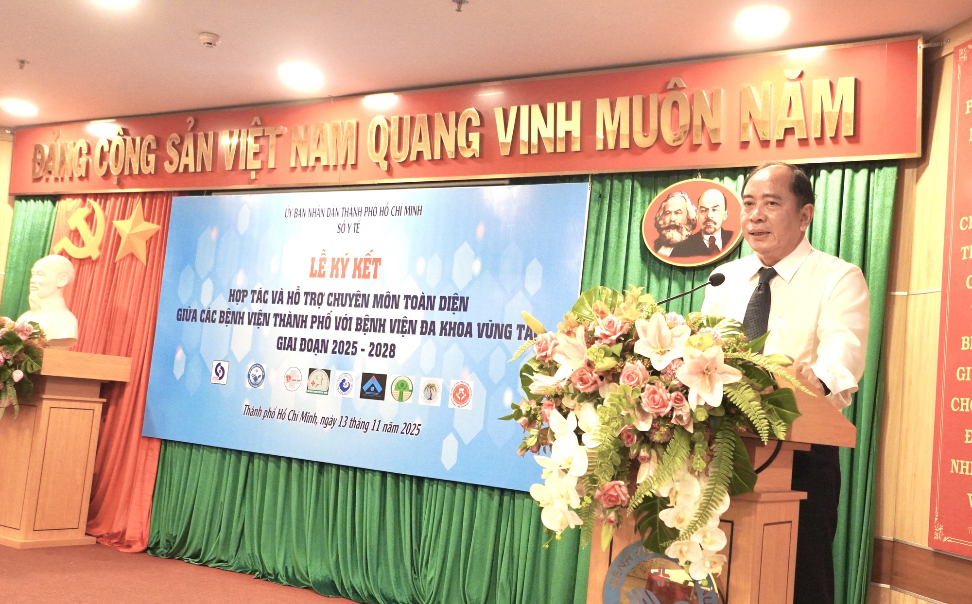 8 bệnh viện lớn ở TP HCM hỗ trợ toàn diện cho Bệnh viện Đa khoa Vũng Tàu - Ảnh 3.