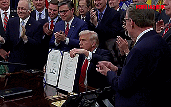 Hé lộ cuộc gặp bí mật giúp Mỹ phá thế bế tắc, mở cửa lại chính phủ - Ảnh 2.