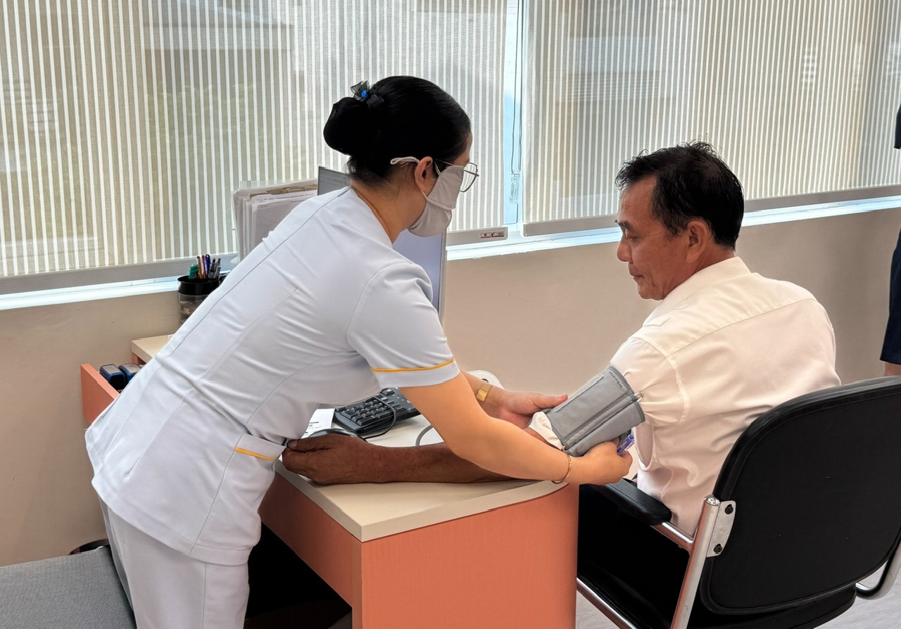 Công ty có bắt buộc khám sức khỏe cho người đi làm hay không? - Ảnh 1.