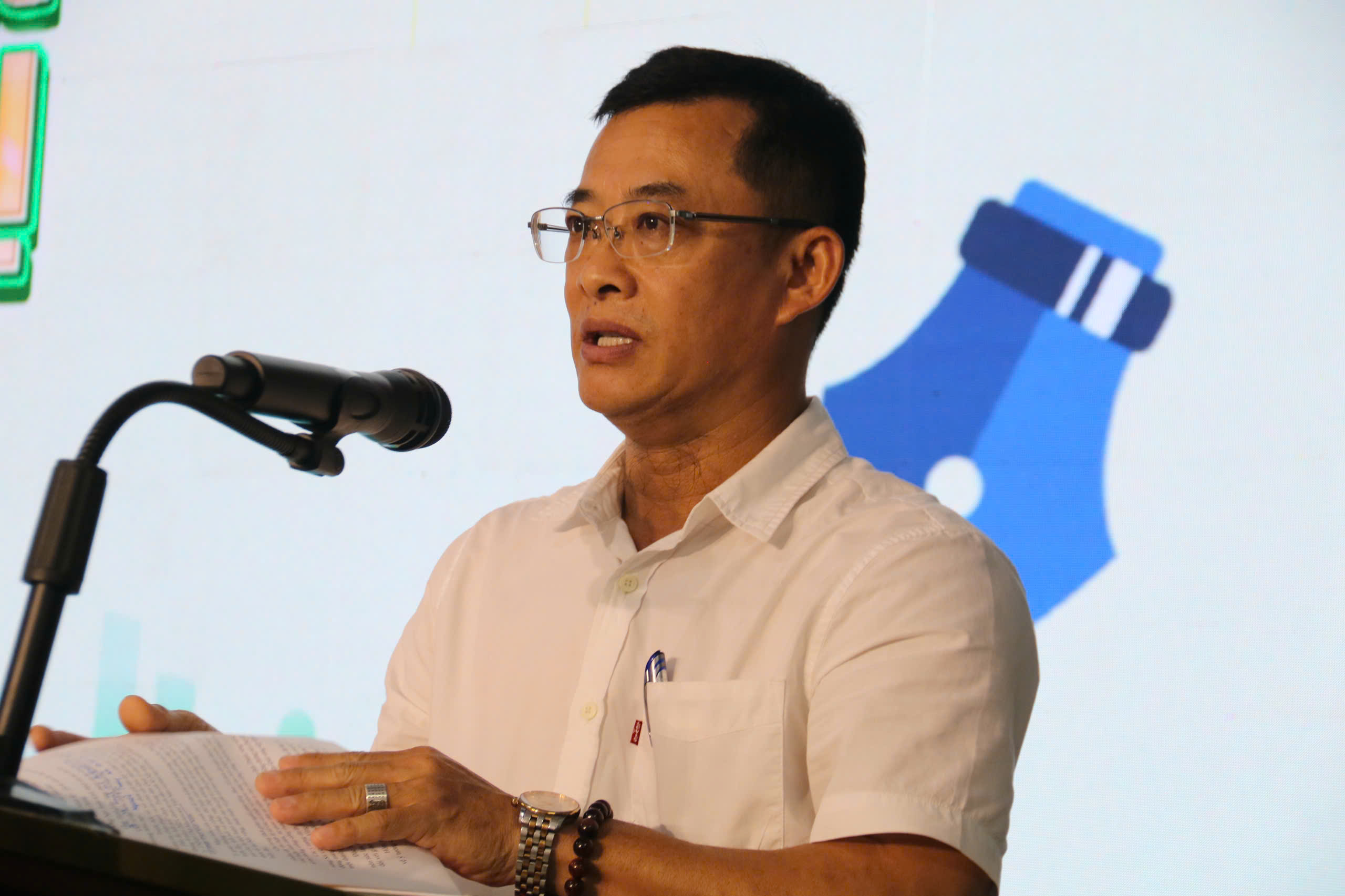 Giao thông công cộng TP HCM đã có biểu trưng mới - Ảnh 1.