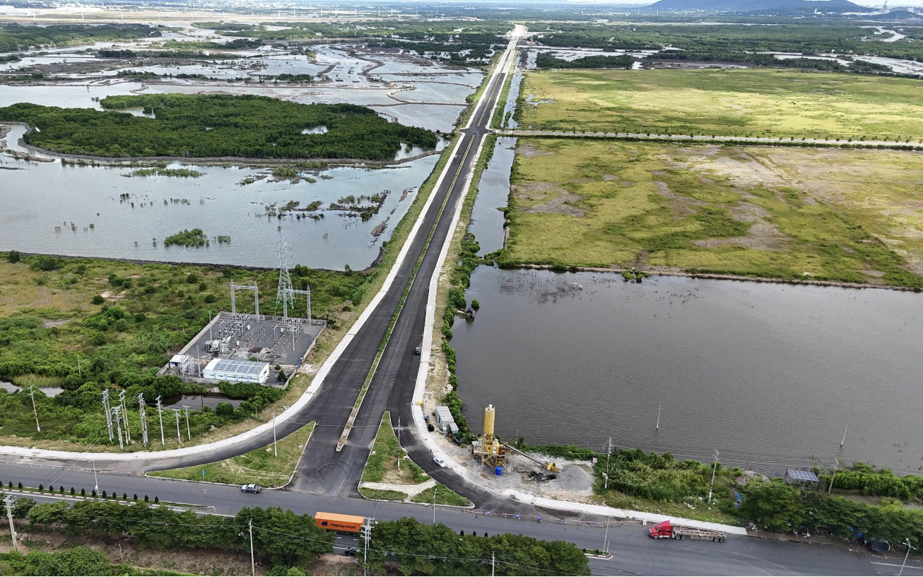 Chủ tịch UBND TPHCM chỉ đạo triển khai dự án Vành đai 4 TPHCM hiệu quả - Ảnh 2.