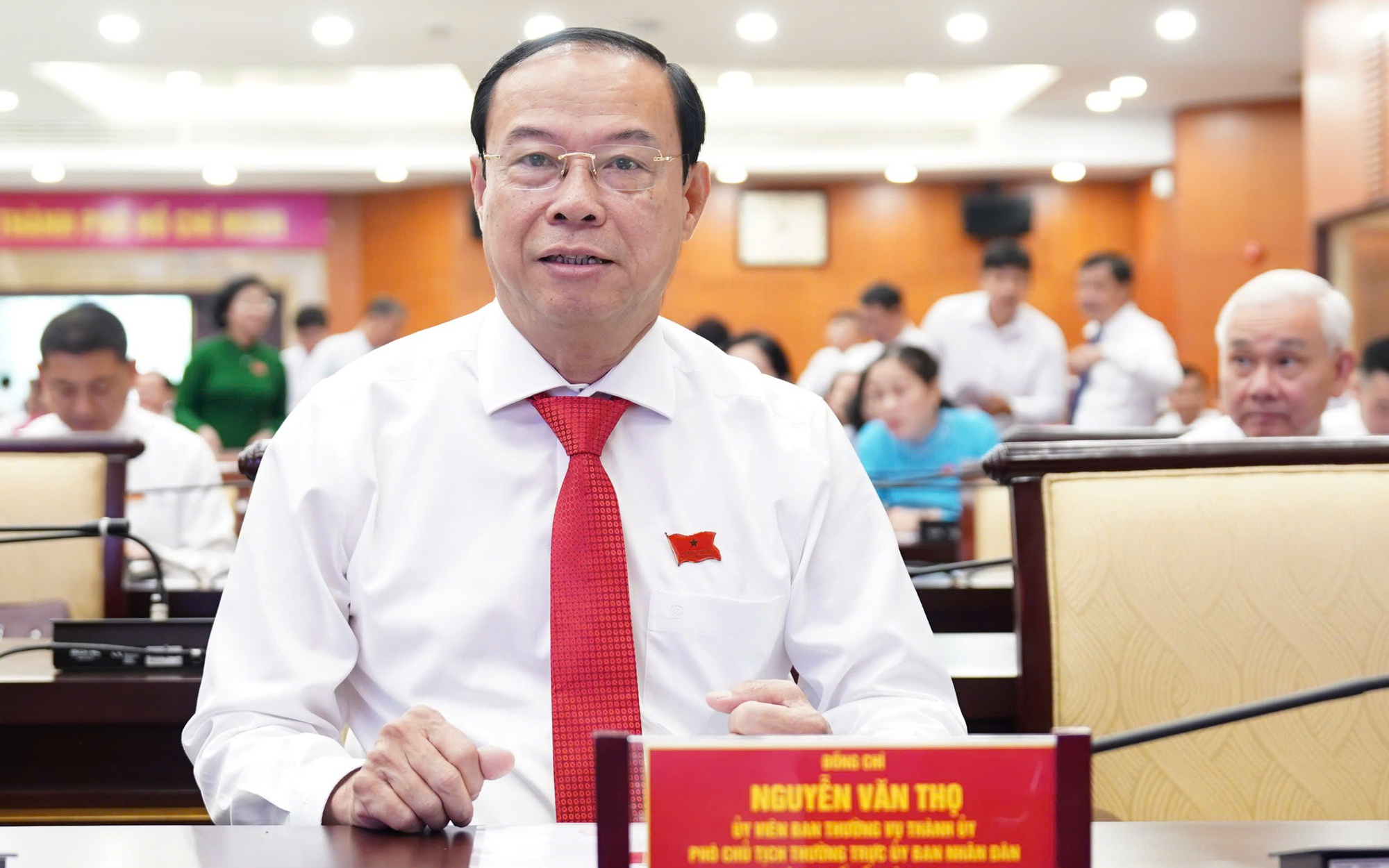 Trao quyết định phê chuẩn bầu Phó Chủ tịch HĐND, Phó Chủ tịch UBND TPHCM - Ảnh 3.