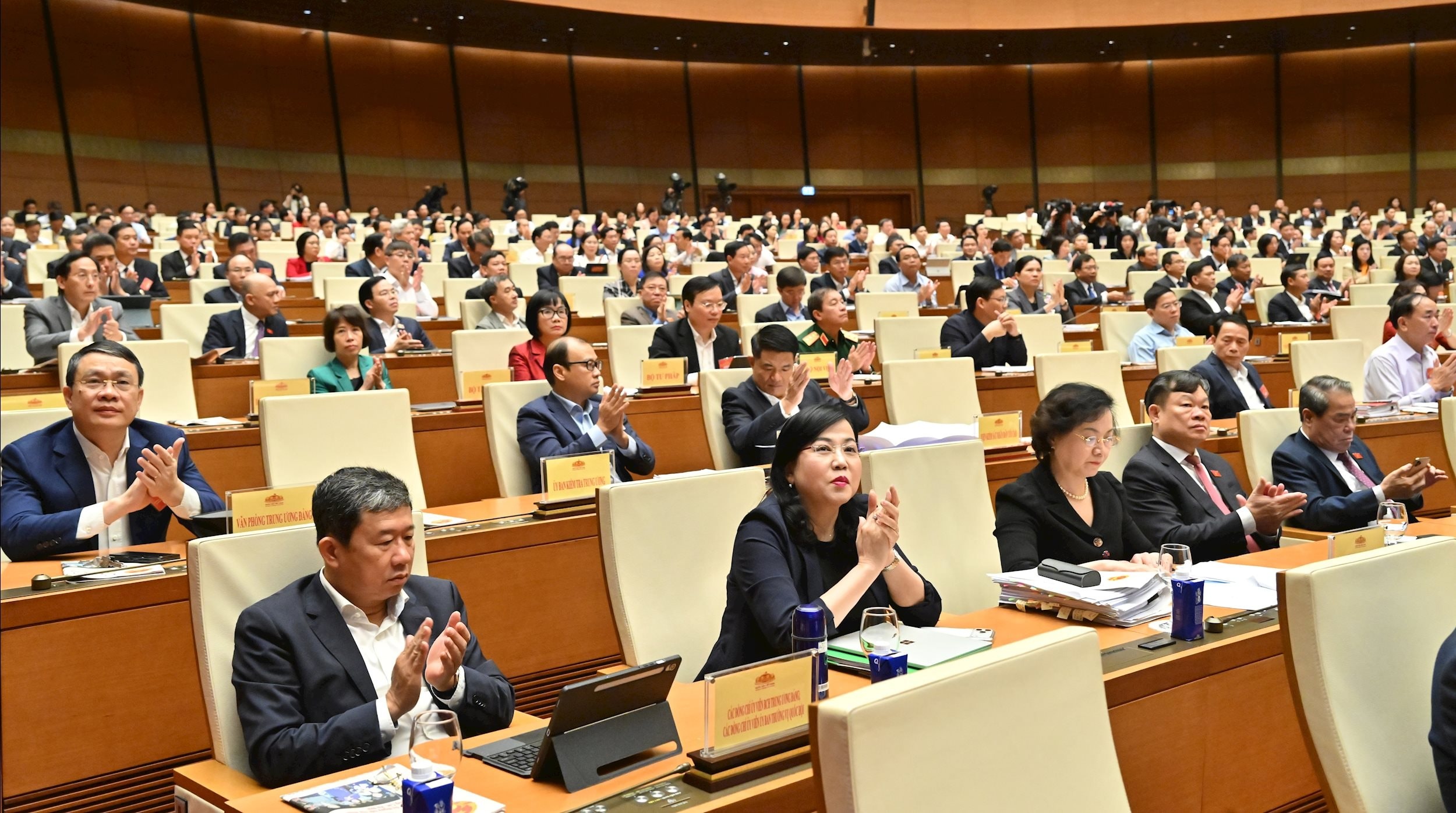 Tổng Bí thư Tô Lâm nhấn mạnh tầm quan trọng cuộc bầu cử ĐBQH khóa XVI và HĐND các cấp - Ảnh 4. Tổng Bí thư Tô Lâm nhấn mạnh tầm quan trọng cuộc bầu cử ĐBQH khóa XVI và HĐND các cấp - Ảnh 4.