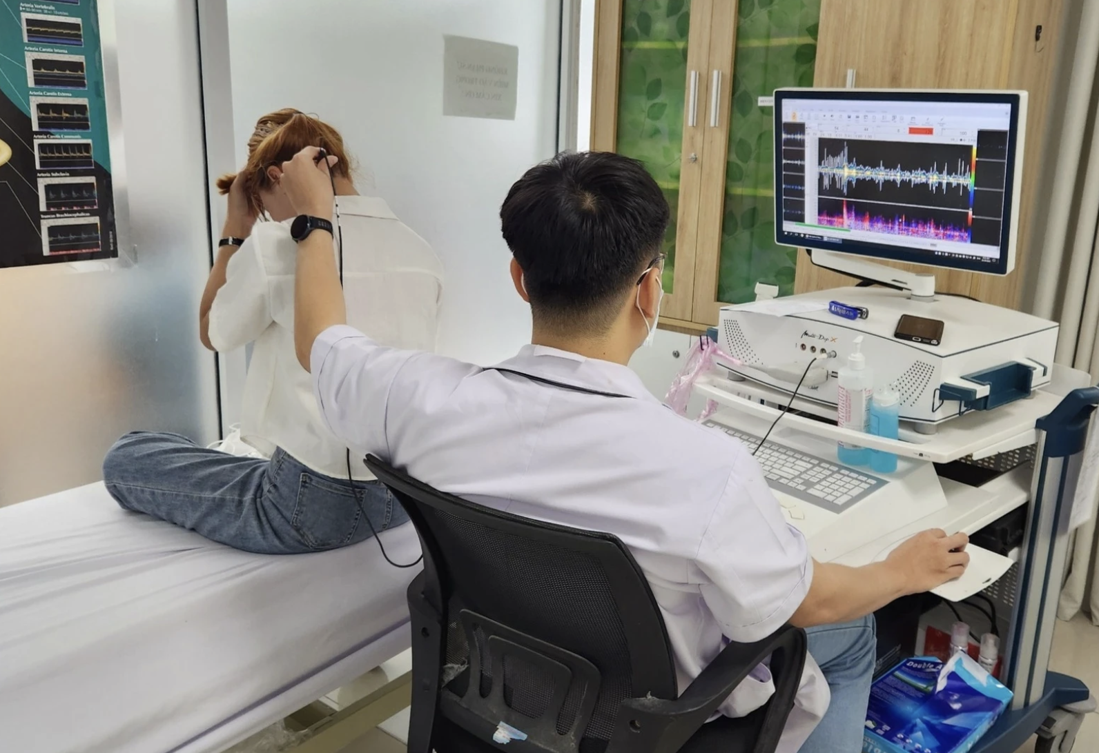 Căn bệnh khó nhận biết và điều trị ở người trẻ chỉ xuất hiện ở khí hậu lạnh đã được ghi nhận tại Việt Nam - Ảnh 2.