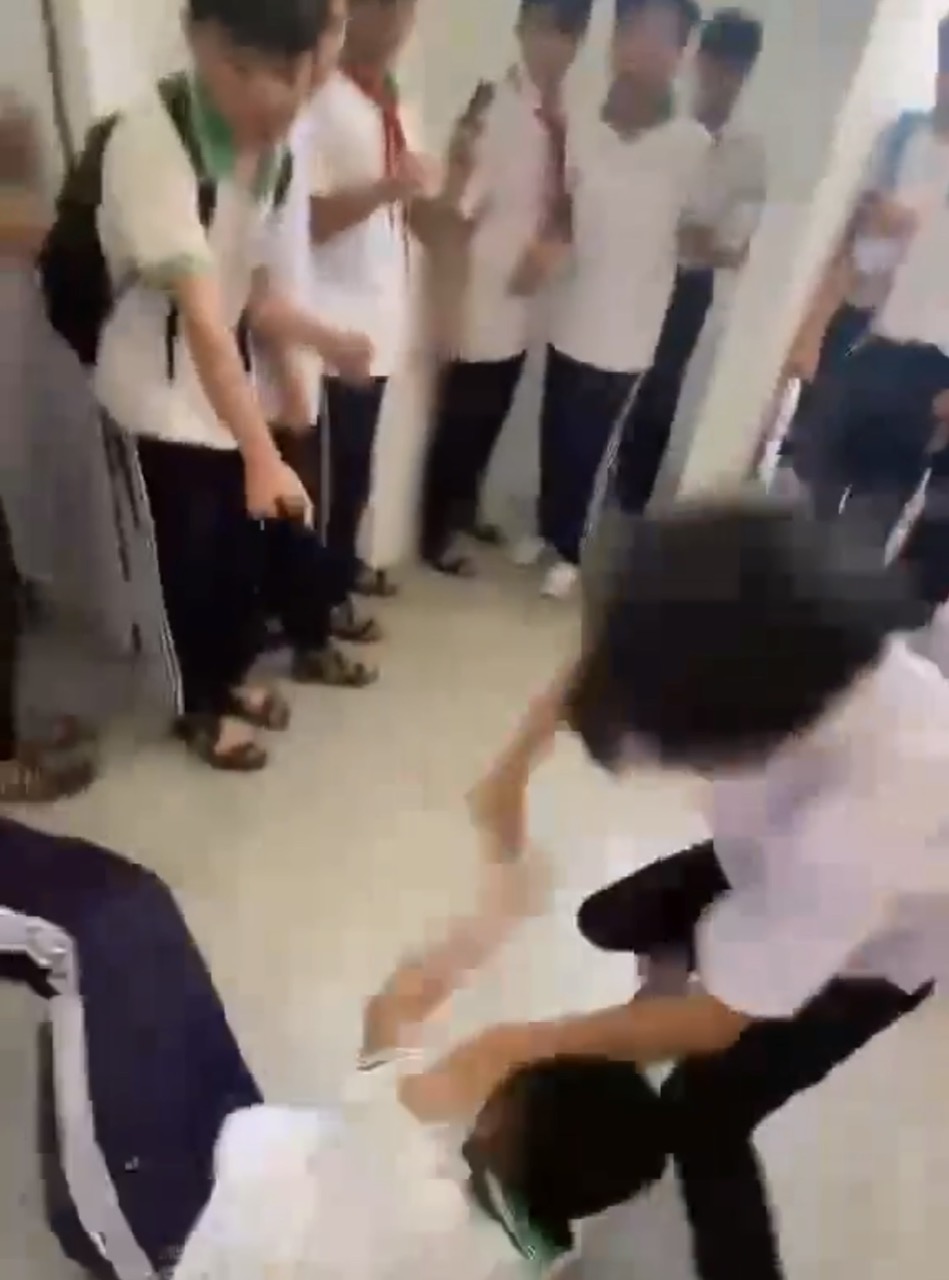 Tây Ninh: 4 vụ học sinh đánh nhau xảy ra tại 1 trường - Ảnh 2.