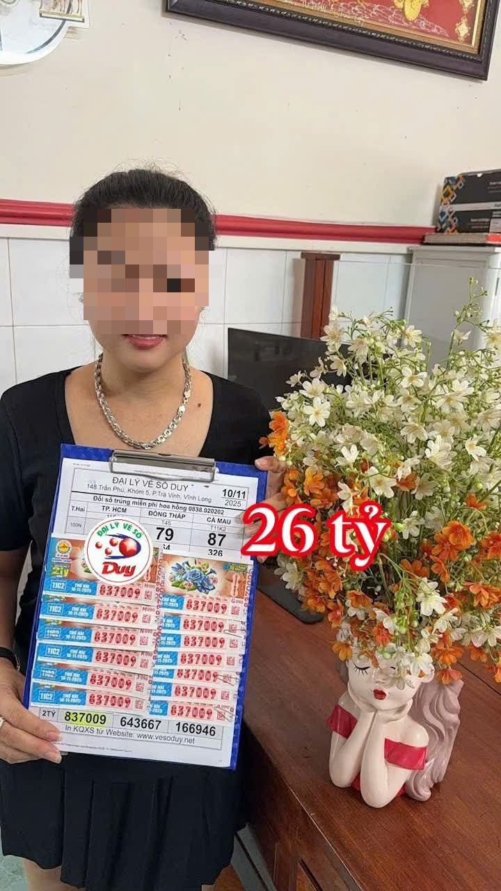 Xổ số miền Nam: Người phụ nữ trúng đặc biệt 10 tỉ đồng trong đêm - Ảnh 3. Xổ số miền Nam: Người phụ nữ trúng đặc biệt 10 tỉ đồng trong đêm - Ảnh 3.