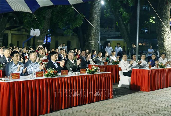 Tổng Bí thư Tô Lâm tham dự Ngày hội Đại đoàn kết tại phường Ba Đình , Hà Nội - Ảnh 2. Tổng Bí thư Tô Lâm tham dự Ngày hội Đại đoàn kết tại phường Ba Đình , Hà Nội - Ảnh 2.