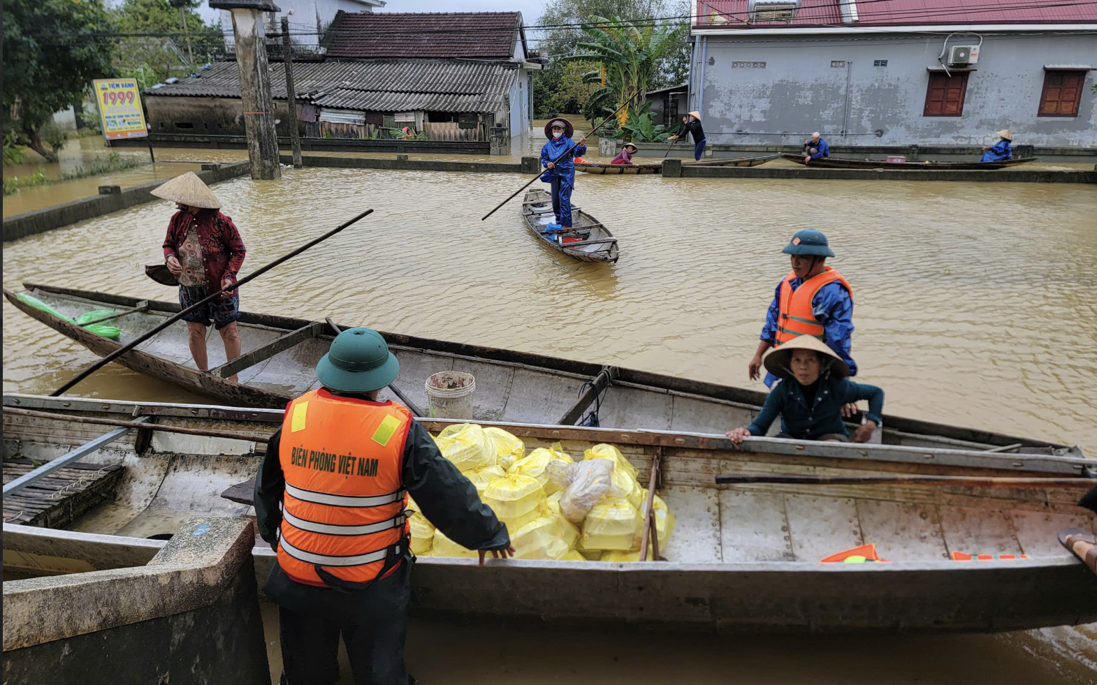 Tưng bừng giao lưu hữu nghị Việt Nam - Mỹ - Ảnh 2.
