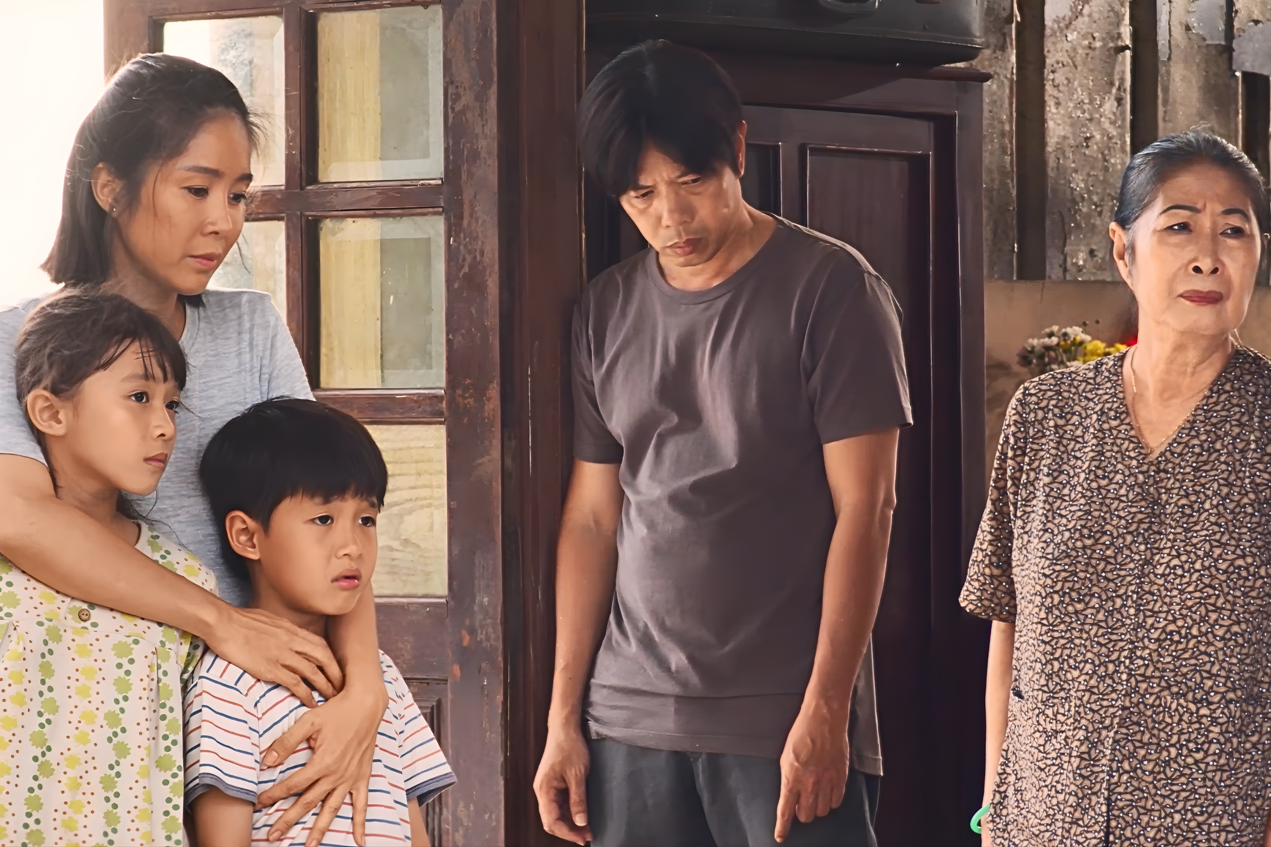 Thái Hòa "ăn tát" từ NSƯT Kim Phương - Ảnh 2.