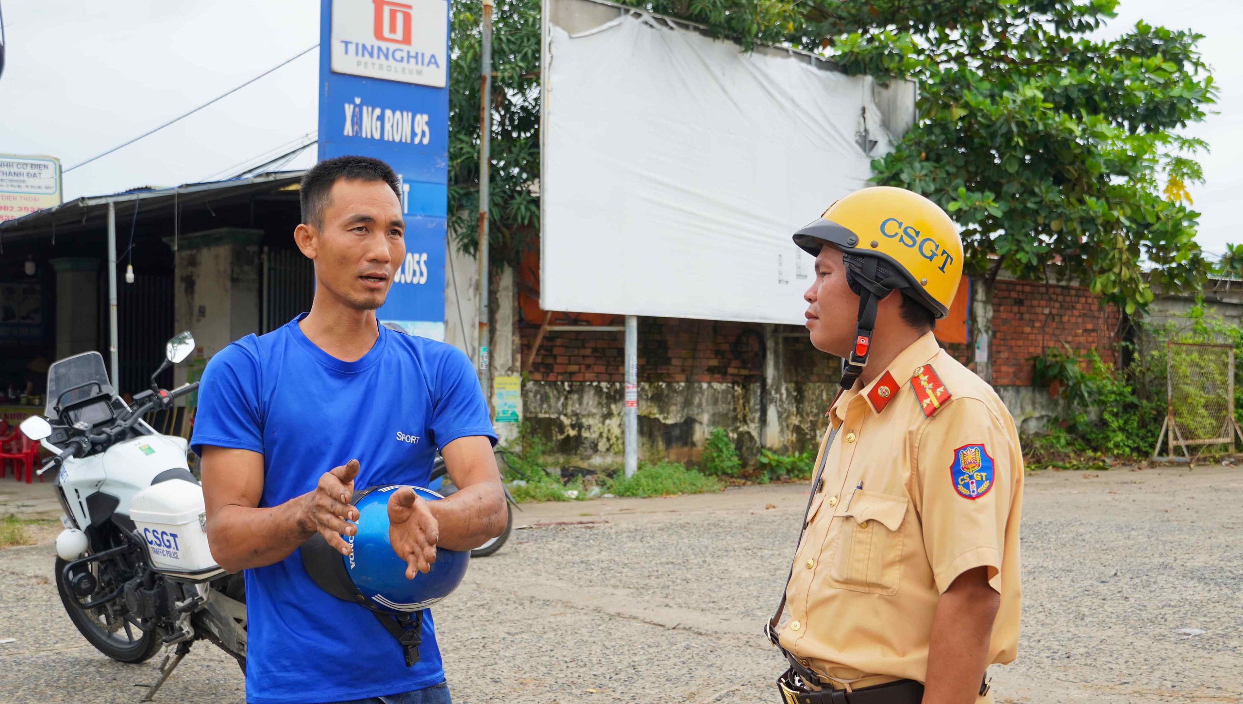 Tài xế nói gì trong ngày đầu TP HCM tổ chức lại giao thông trên Quốc lộ 51 - Ảnh 9.