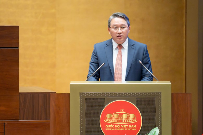 - Ảnh 1. Loạt đề xuất về thời gian thực hiện, miễn phí bộ sách giáo khoa dùng chung - Ảnh 1.