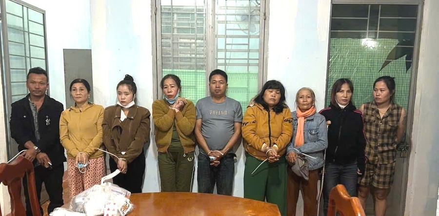 Gia Lai: Triệt xóa tụ điểm cờ bạc có nhiều “quý bà” tham gia - Ảnh 1. Gia Lai: Triệt xóa tụ điểm cờ bạc có nhiều “quý bà” tham gia - Ảnh 1.