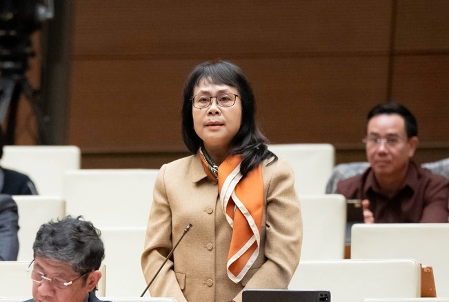 Bộ trưởng Bộ Tài chính nói về ngưỡng chịu thuế của hộ kinh doanh - Ảnh 1.