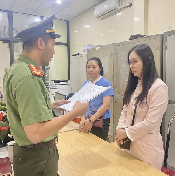 Bóc trần đường dây tổ chức trốn đi nước ngòai tại Hà Tĩnh - Ảnh 2.