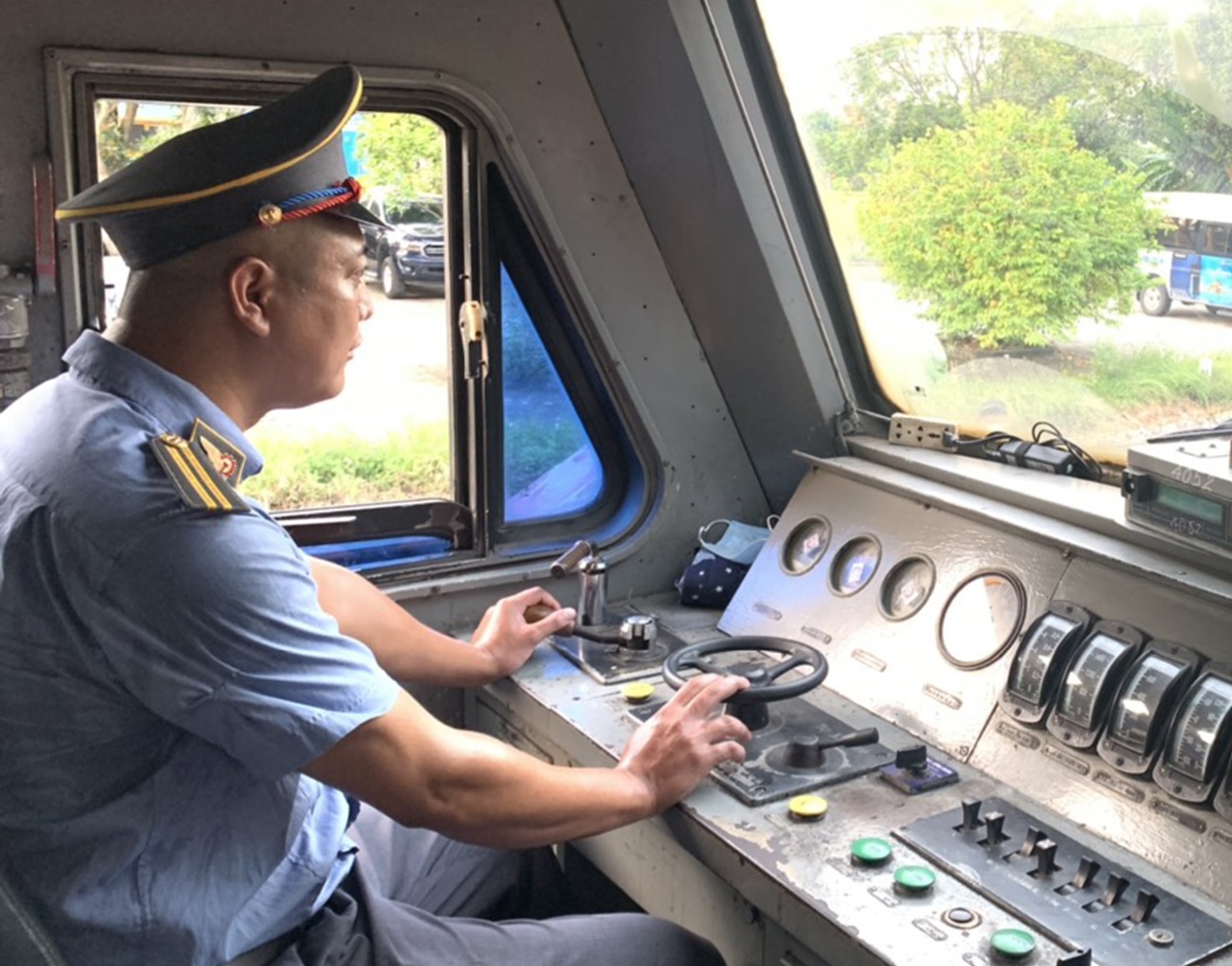 Tiêu chuẩn sức khỏe của người lái tàu hỏa - Ảnh 1.