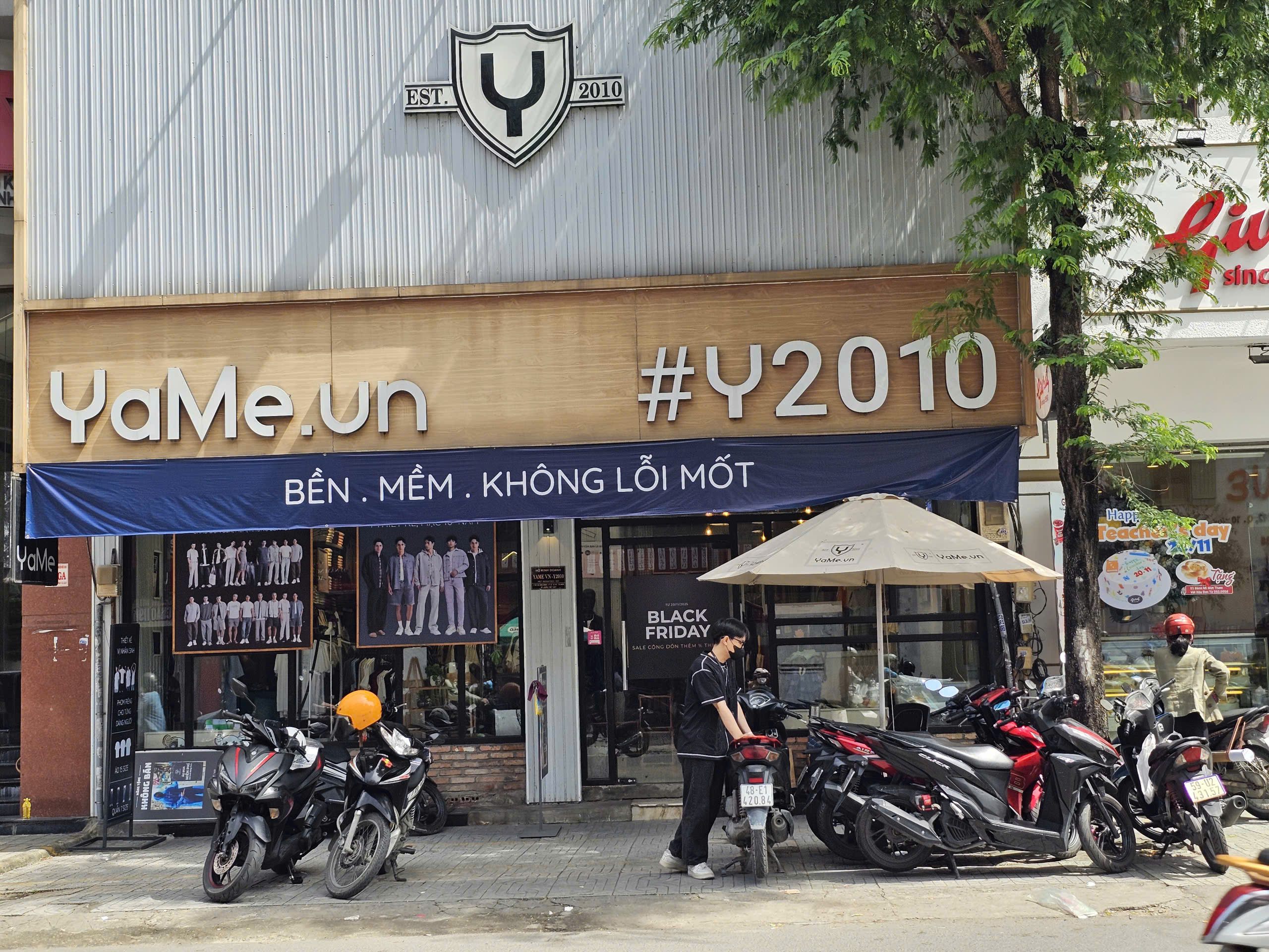 Khám phá Black Friday 2025: Giảm giá sốc từ 50 - 70 % tại TP HCM - Ảnh 18. Khám phá Black Friday 2025: Giảm giá sốc từ 50 - 70 % tại TP HCM - Ảnh 18.