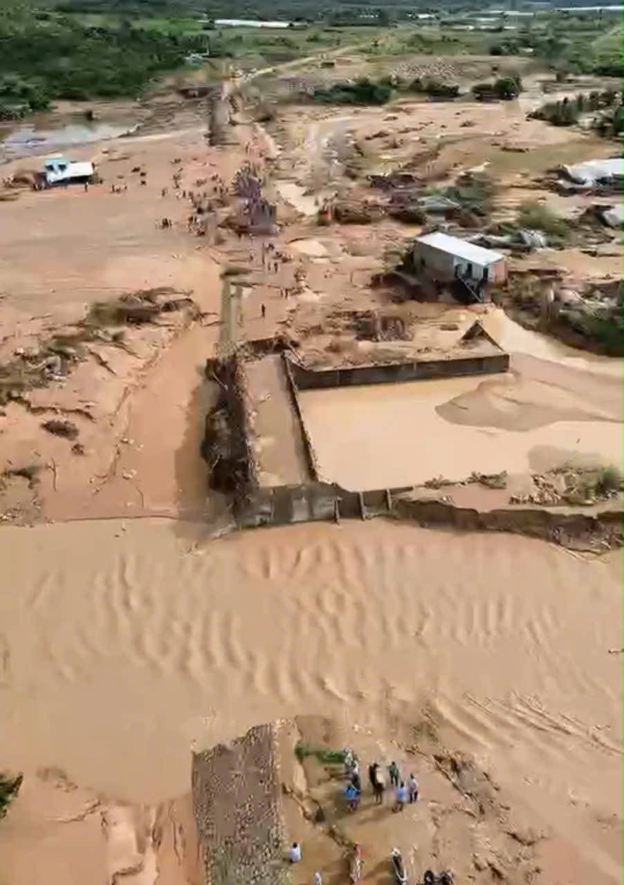 Hồ chứa nước gây chết người ở Lâm Đồng chưa được cấp phép xây dựng - Ảnh 1.