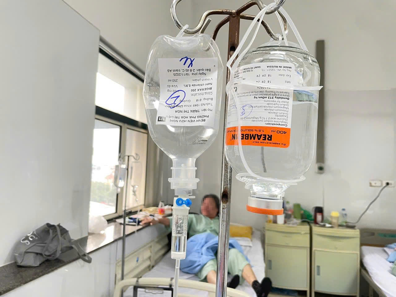 Giúp bệnh nhân ung thư tiếp cận thuốc điều trị mới - Ảnh 1.