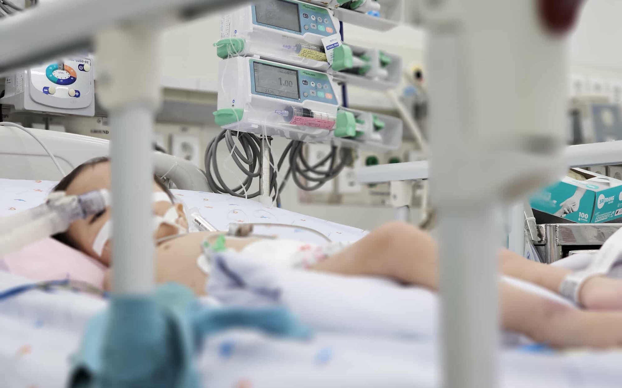 Biến chứng hiếm của căn bệnh do muỗi căn: hơn 40 năm thế giới chỉ ghi nhận 70 trường hợp - Ảnh 2.