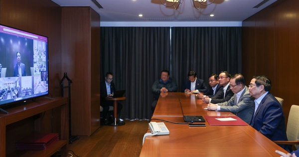 Thủ tướng yêu cầu cứu người dân trong mưa lũ kịp thời , không để ai bị cô lập - Ảnh 2.