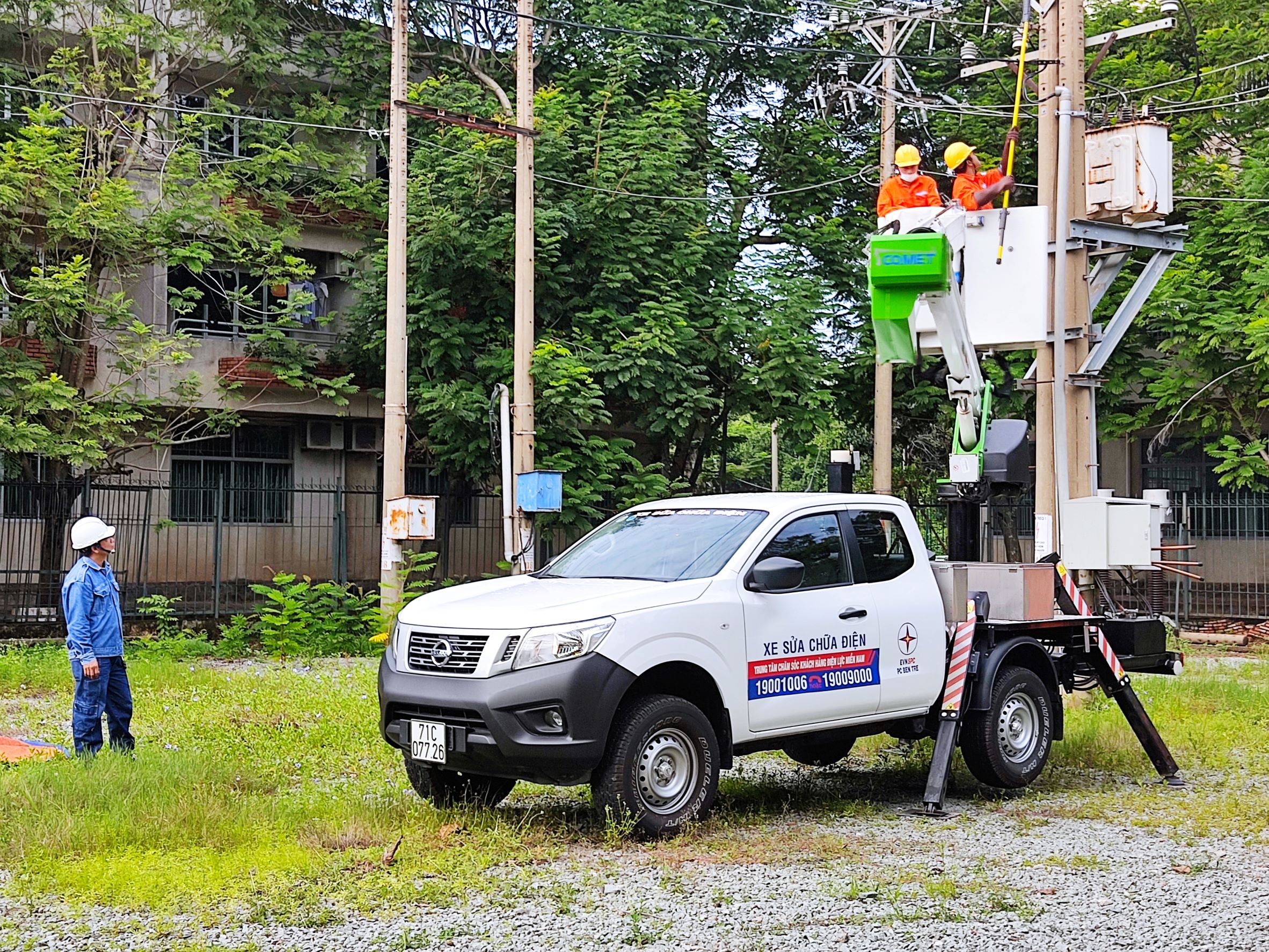 Kỷ niệm ngày 20-11: Dấu ấn 49 năm của Trường Cao đẳng Điện lực Thành phố Hồ Chí Minh - Ảnh 9.