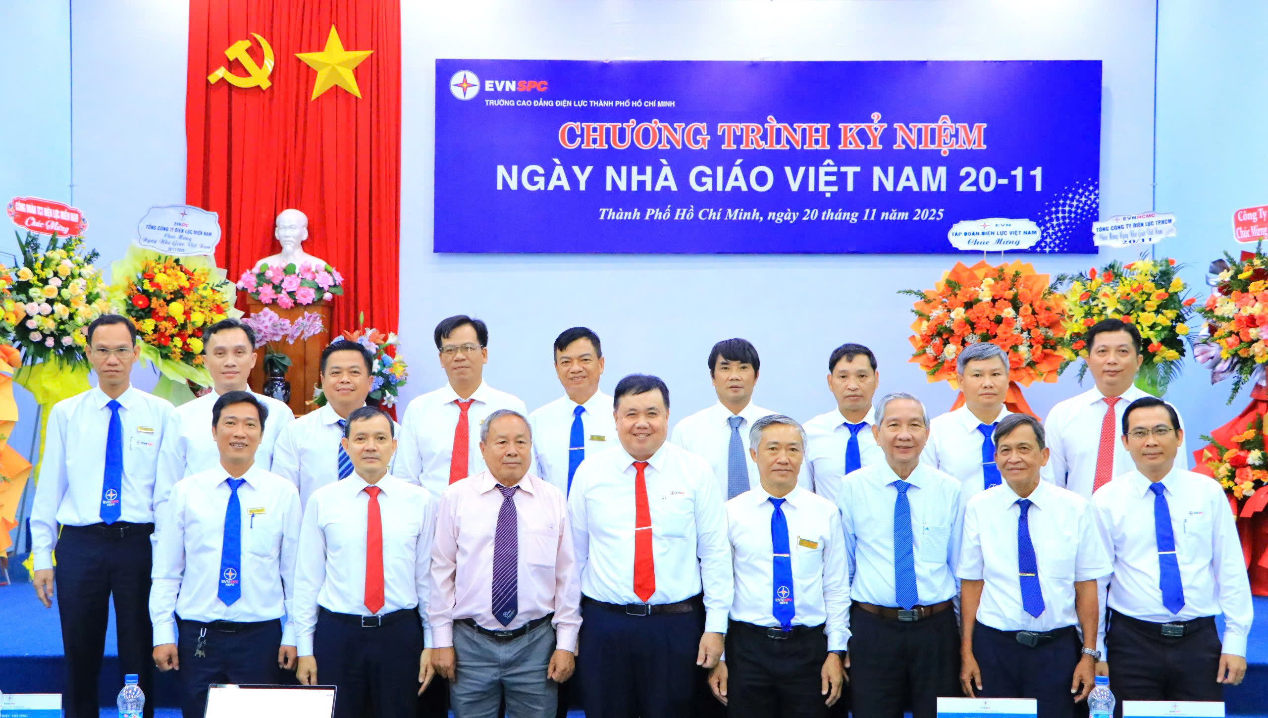 Kỷ niệm ngày 20-11: Dấu ấn 49 năm của Trường Cao đẳng Điện lực Thành phố Hồ Chí Minh - Ảnh 1.
