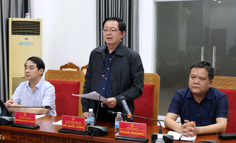 Cuộc họp khẩn từ Algeria: Thủ tướng ứng phó mưa lũ miền Trung - Ảnh 10.