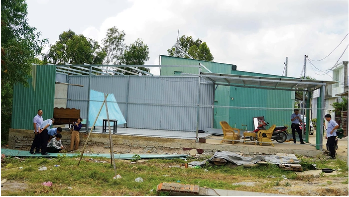 Chủ tịch UBND TPHCM yêu cầu khẩn trương biệt phái công chức xuống cơ sở - Ảnh 1.