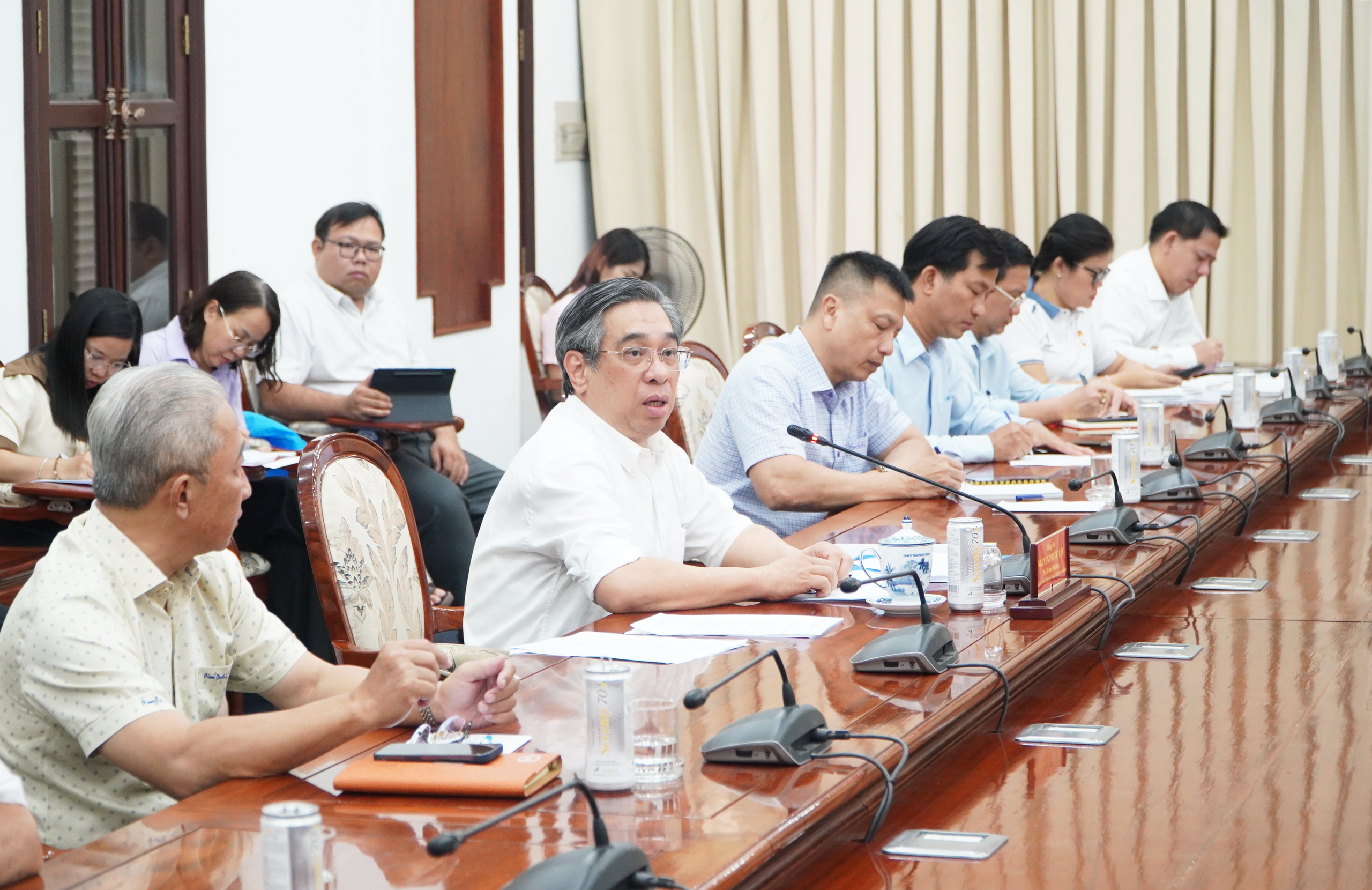 TP HCM chi viện Khánh Hòa bằng sức mạnh tổng lực - Ảnh 2.