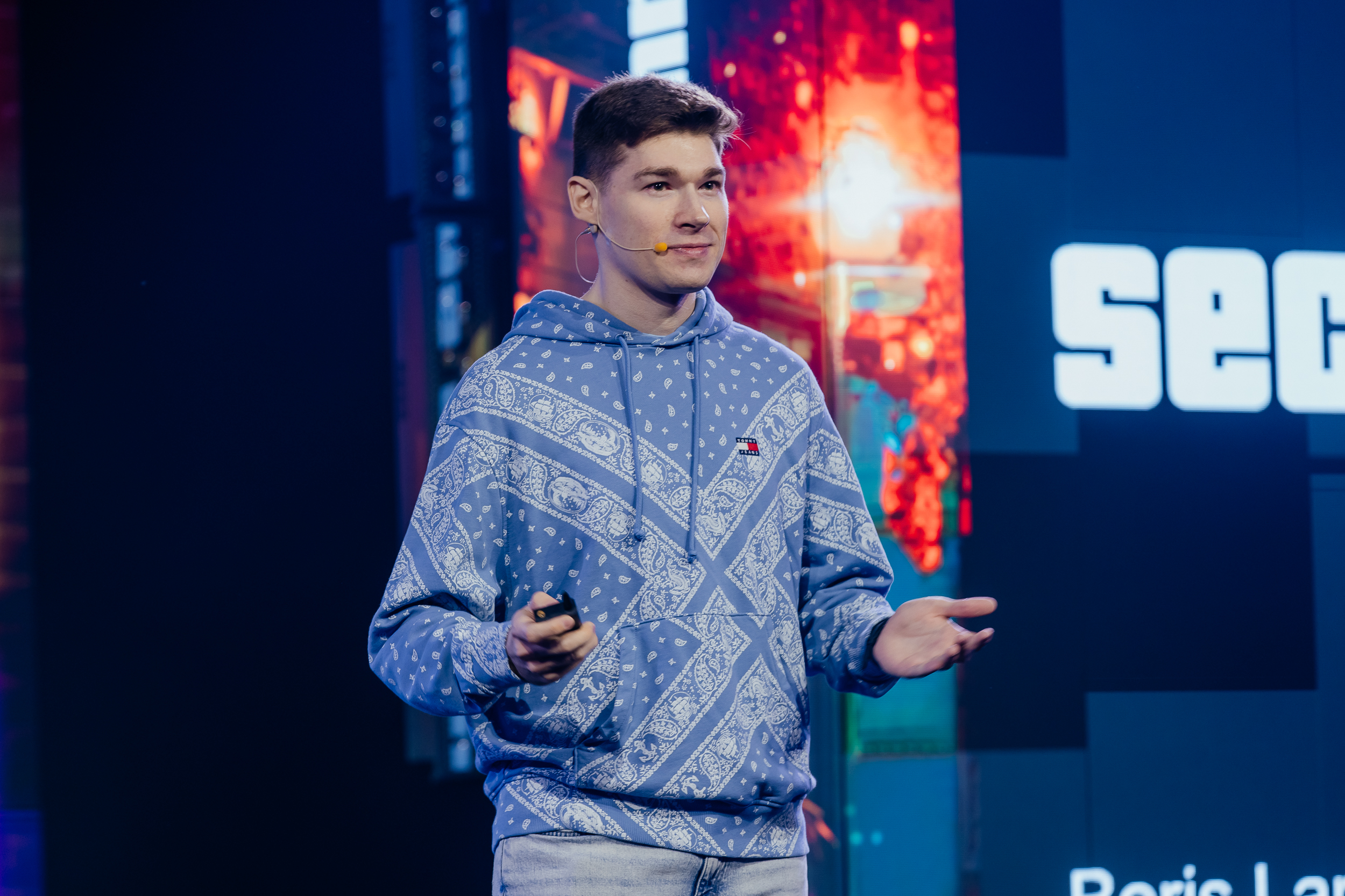 Phần mềm gián điệp của nhóm hacker "khét tiếng" bất ngờ xuất hiện trở lại - Ảnh 1.