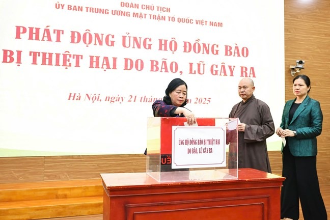 Kêu gọi toàn dân ủng hộ đồng bào miền Trung và Tây Nguyên khắc phục hậu quả mưa lũ - Ảnh 3.