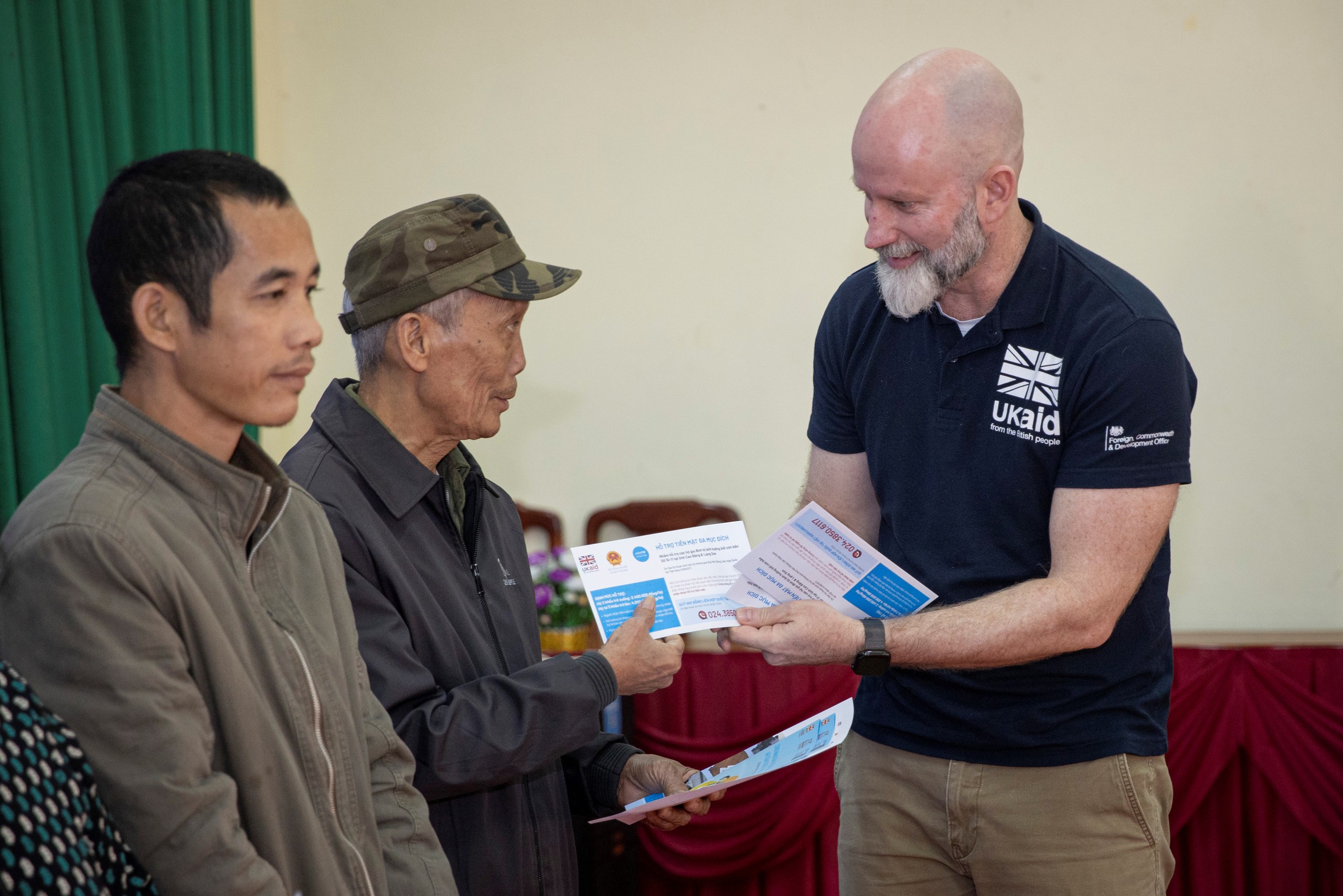 Anh tăng viện trợ 800 . 000 Bảng cho Việt Nam khắc phục hậu quả bão lũ - Ảnh 1.